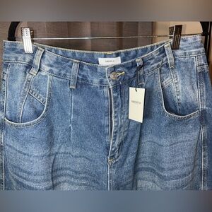 Denim Barrel Boyfriend jeans